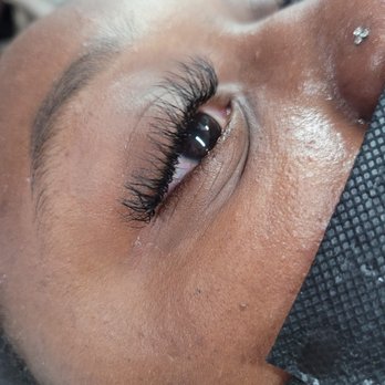 Eyebrow Star Beauty and Brows - Happy client - Threading Services Near Me - San Francisco, California Eyebrow Star Beauty and Brows - Happy client - Threading Services Near Me - San Francisco, California
