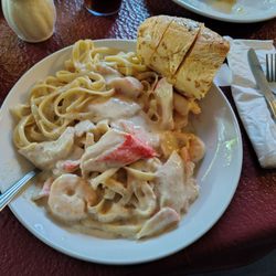 Mangia Mangia - Seafood Alfredo