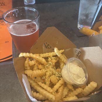 Cheesewalla - Garlic fries and draft beer - Sandwiches Near Me - Redlands, California Cheesewalla - Garlic fries and draft beer - Sandwiches Near Me - Redlands, California