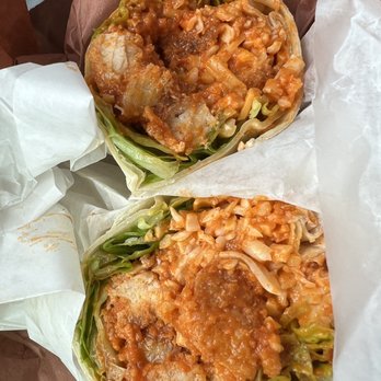 Vitoria - Buffalo chicken wrap on whole wheat wrap - Coffee & Tea Near Me - Union, New Jersey Vitoria - Buffalo chicken wrap on whole wheat wrap - Coffee & Tea Near Me - Union, New Jersey