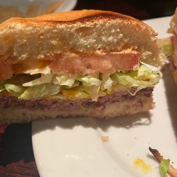 Houlihan's - Impossible Burger - Bars Near Me - Holmdel, New Jersey