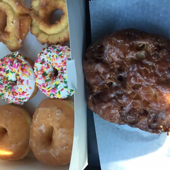 Baker's Dozen - Donuts Near Me - Raleigh, North Carolina Baker's Dozen - Donuts Near Me - Raleigh, North Carolina