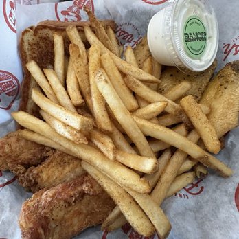 Slim Chickens - 3 wings/ 3 finger combo! - Chicken Wings Near Me - Henderson, Nevada