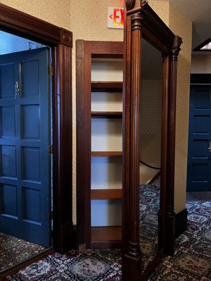 Inn at 2nd & C by null