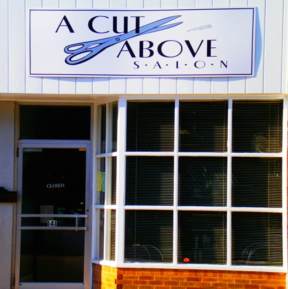 A CUT ABOVE Updated October 2024 141 W Wooster St, Bowling Green