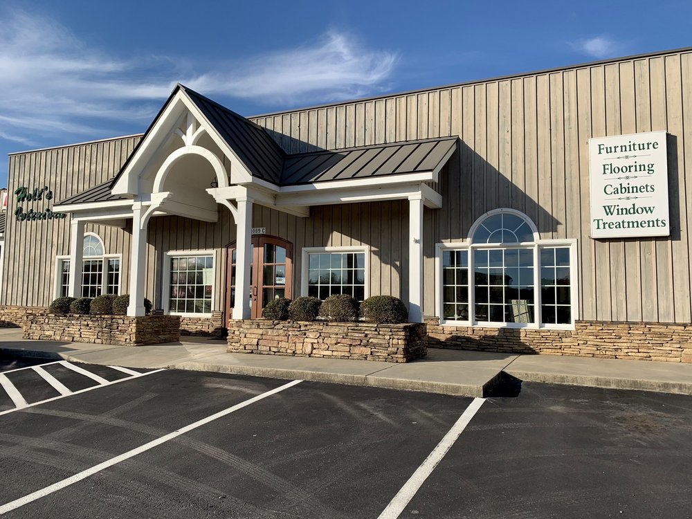 HOLT’S INTERIORS Updated September 2024 1089 E St, Pittsboro, North