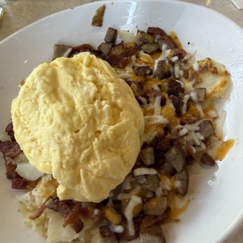 Butters Pancakes & Cafe - Mayo Blvd - Full Hog Scramble - Breakfast & Brunch Near Me - Phoenix, Arizona