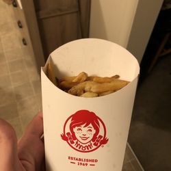 Wendy's - Badly portioned, cold, stale French Fries