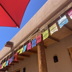 Amigos Local - Outdoor dog friendly patio!