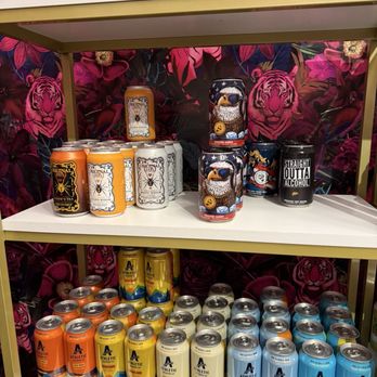 Sober Social - Non alcoholic beverages - Beverage Store Near Me - Middleton, Wisconsin Sober Social - Non alcoholic beverages - Beverage Store Near Me - Middleton, Wisconsin