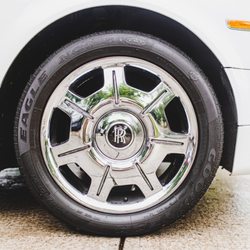 Ali Baba Limo - Details of the Rolls Royce