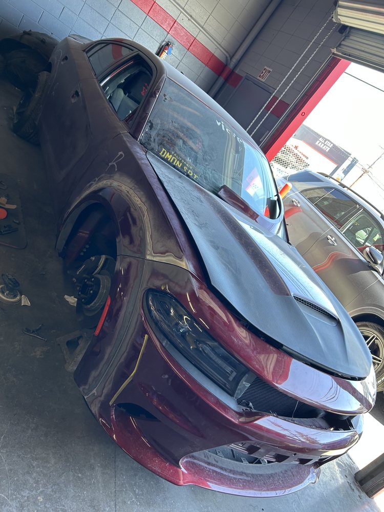 LA CONDE AUTO BODY II Updated July 2024 18 Photos 2945 Middlefield Rd, Redwood City