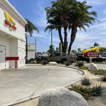 In-N-Out Burger - Snapped this photo while sitting in the drive-thru line at In-N-Out. The landscaping here is pleasant, and it was very clean. - Fast Food Near Me - San Diego, California In-N-Out Burger - Snapped this photo while sitting in the drive-thru line at In-N-Out. The landscaping here is pleasant, and it was very clean. - Fast Food Near Me - San Diego, California