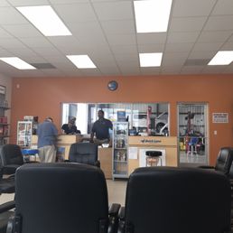 Nice area. Comfortable waiting area. Nice area. Comfortable waiting area.