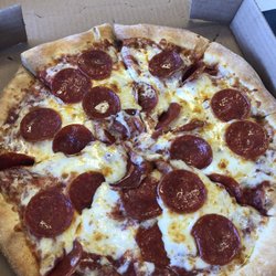 Dino's Pizza