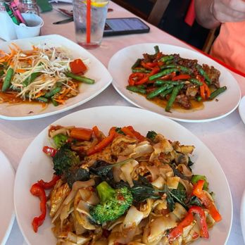 Anothai Cuisine - Pad Kee Mao and E12. Pad Prik Khing - Thai Near Me - Spring, Texas Anothai Cuisine - Pad Kee Mao and E12. Pad Prik Khing - Thai Near Me - Spring, Texas