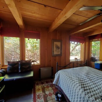 Silver River Adobe Inn - No river view! - Bed & Breakfast Near Me - Farmington, New Mexico Silver River Adobe Inn - No river view! - Bed & Breakfast Near Me - Farmington, New Mexico