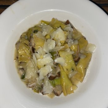 Gjelina - Agnolotti - New American Near Me - Venice, California Gjelina - Agnolotti - New American Near Me - Venice, California