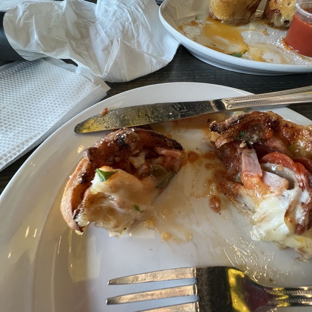 Limoncello Pizzeria - Pizza Near Me - Baltimore, Maryland Limoncello Pizzeria - Pizza Near Me - Baltimore, Maryland
