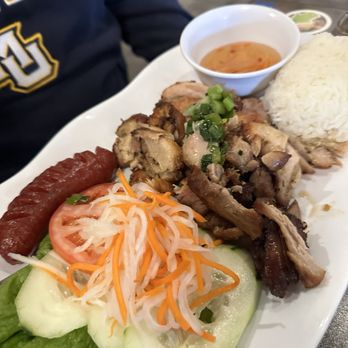 Viet Taste - Honey sausage & lemongrass chicken - Vietnamese Near Me - Palatine, Illinois Viet Taste - Honey sausage & lemongrass chicken - Vietnamese Near Me - Palatine, Illinois