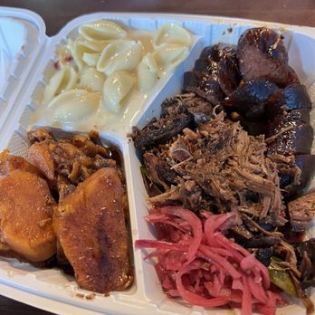 Crazy Block Cheesecakes - 2-way with links, lamb, yams and mac - Desserts Near Me - Oakland, California