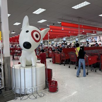 TARGET - Updated December 2024 - 351 Photos & 512 Reviews - 1871 N Main ...