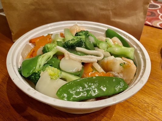 Lian's Kitchen by null