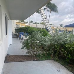 Breakers At Delray Beach - Construction/contracting work at 730am on the room next door to the NEW room I was moved to due to prior room issues. Why move me here ?