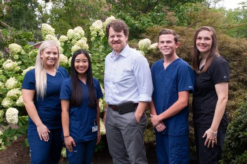 THE FAT DOCTOR Updated June 2024 1501 Louisville Ave, Monroe