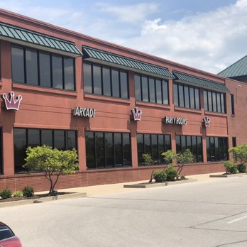 Kingpin Lanes - Exterior - Bowling Near Me - Louisville, Kentucky