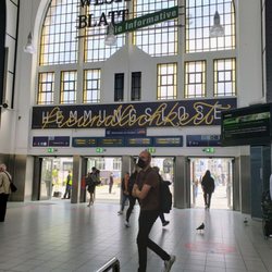 Bielefeld Hauptbahnhof - In Main Area at Bielefeld Hbf