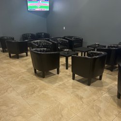 Havana Social Cigars - Back room seating area.
