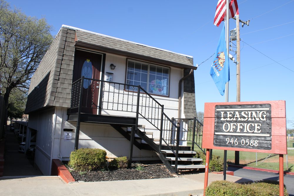 DREXEL SQUARE APARTMENTS Updated October 2024 12 Photos 4200 N