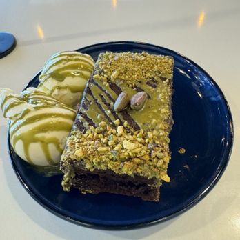Haraz Coffee House Pflugerville - Coffee & Tea Near Me - Pflugerville, Texas