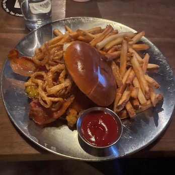 Eureka! - Bbq burger with garlic fries - American Near Me - Roseville, California Eureka! - Bbq burger with garlic fries - American Near Me - Roseville, California