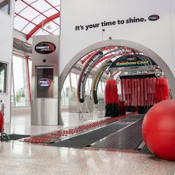 Tommy's Express® Car Wash