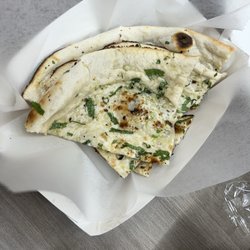 The Twist Indian Grill - Garlic naan