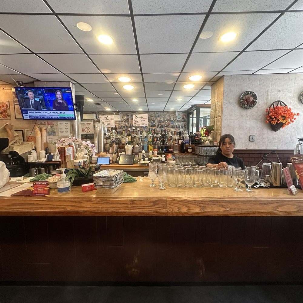 La Dinastia - Asian Fusion Near Me - New York, New York