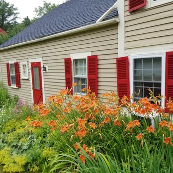 The Squire Tarbox Inn - Bed & Breakfast Near Me - Wiscasset, Maine The Squire Tarbox Inn - Bed & Breakfast Near Me - Wiscasset, Maine