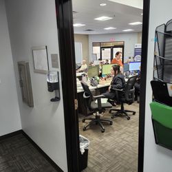 Southwestern Eye Center - Front Desk