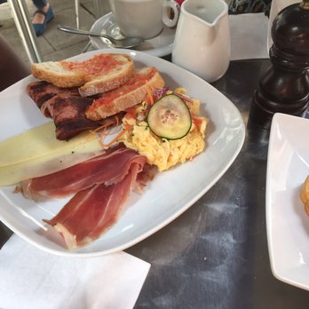 El Casal - Scrambled eggs with add-ons separate - Cafeteria Near Me - Barcelona, B