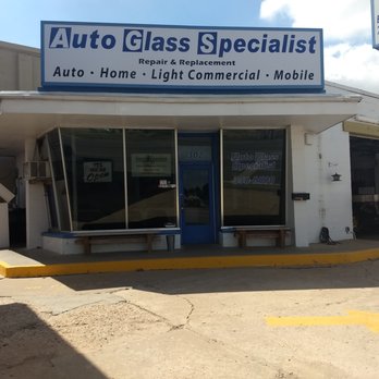 Auto Glass Specialist - Our home away from home - Auto Glass Services Near Me - Yukon, Oklahoma Auto Glass Specialist - Our home away from home - Auto Glass Services Near Me - Yukon, Oklahoma