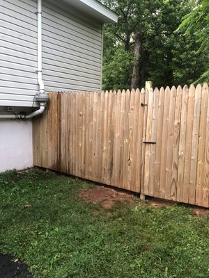 Magnet Home Improvement Logo