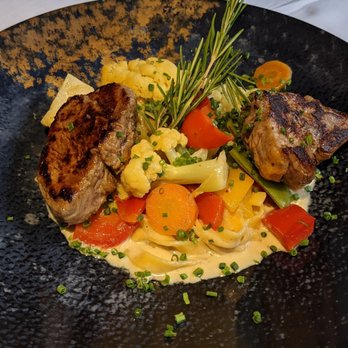 Restaurant Walliserstube - Veal Tagliatelle - International Near Me - Zermatt, VS