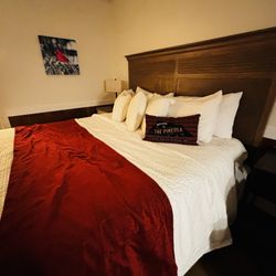 The Pineola - Lovely Room!