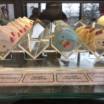 Daan Go Cake Lab - Desserts Near Me - Toronto, Ontario