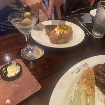 LongHorn Steakhouse - Dry martini Loaded Baked Potato Flo's Filet street corn - Steakhouses Near Me - Cranberry Township, Pennsylvania LongHorn Steakhouse - Dry martini Loaded Baked Potato Flo's Filet street corn - Steakhouses Near Me - Cranberry Township, Pennsylvania