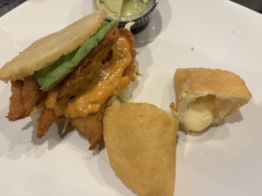 AREPA PA LOS PANA inc. by null