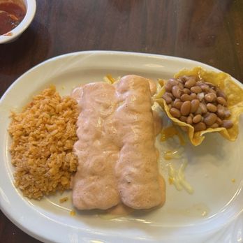 Las Tres Marias - Chicken enchilada with cream sauce, and whole beans - Mexican Near Me - Monroe, Washington