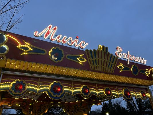 Hersheypark by null